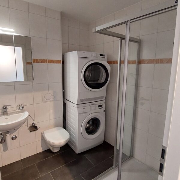 20220422_092932 Large