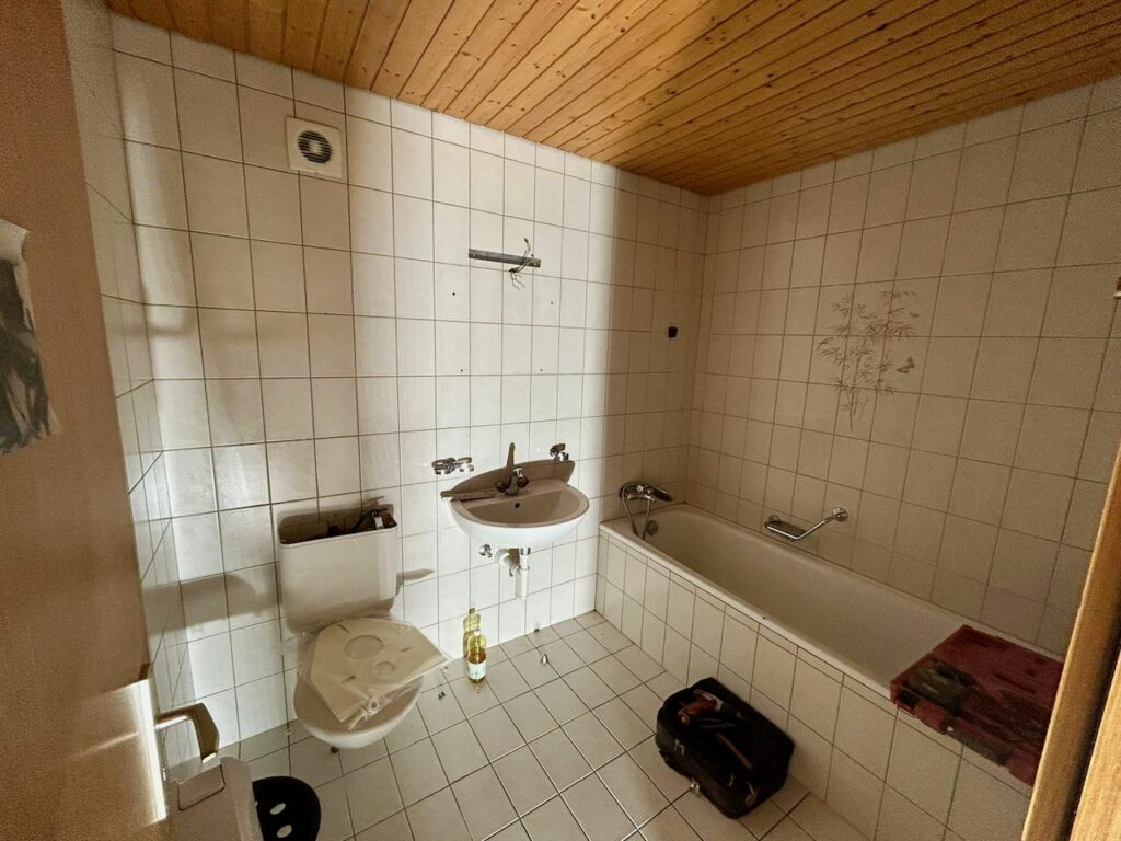 Salle de bain AVANT rénovation